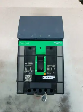 Bja36035 Square D 35a 600v 3 Pole I-line Bj Style Circuit Breaker New Take Out