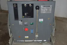 Ds-416 Square D 1600a Frame Low Voltage Ac Power Circuit Breaker