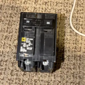 Dw-0340 Square D Dwo340 Hom 30a 120/240v 2-pole Circuit Breaker Black Plastic On/off