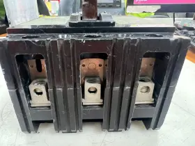 Fal32020 Square D 20 Amp Circuit Breaker 240 Vac 3 Pole #2