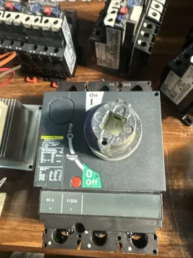 Hgl36060 Square D Schneider Circuit Breaker 60a 3ph Powerpact Hg 060