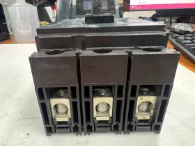Hjl36050 Square D 50 Amp Powerpact Circuit Breaker 600 Vac 250 Vdc 3 Pole #2