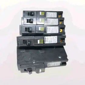 Square D Hom115pcaf1 5-square 15a 120v 1-pole Plug-in Combination Afci Breaker