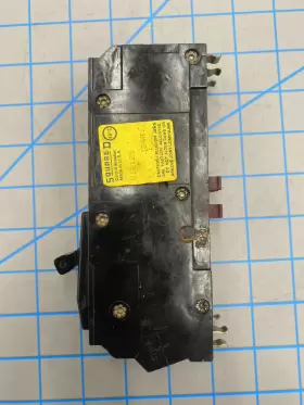 Q12125 Square D 125 Amp 2 Pole 120 Volt Circuit Breaker #3
