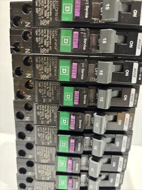 Qo115pafgf Square D Plug On Neutral Dual Function Combo 1 Pole 15 Amp Breaker