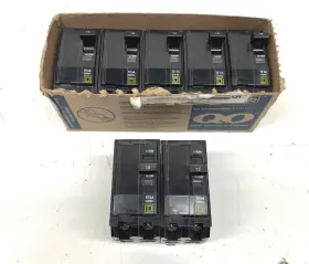 Qo215cp Square D Lot Of 7 Qo 15 Amp 2-pole Circuit Breaker