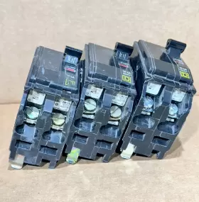 Qo230cp Square D Lot Of 3 Qob230 Bolt On 2 Pole 30 Amp Circuit Breaker 120/240v #3