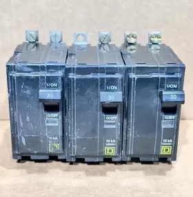 Qo230cp Square D Lot Of 3 Qob230 Bolt On 2 Pole 30 Amp Circuit Breaker 120/240v