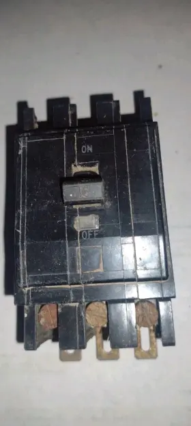 Qo-315 Square D Qo315 Circuit Breaker Dusty But Probably Unused