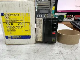 Qob2151042 Square D 15 Amp Circuit Breaker 2 Pole 120/240 Vac With Shunt Trip