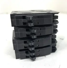 Qot2020cp Square D Lot Of 4 Qo 2-20 Amp Single Pole Ctl Tandem Circuit Breaker