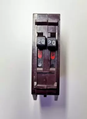 B2020 Wadsworth 20 Amp 20/20 Tandem Single Pole Breaker Metal Feet 120/240 Vac