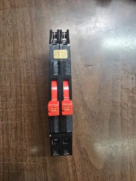 Rc38-2020 Zinsco Sylvania Gte 2 Pole 20 Amp Tandem Breaker