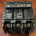 Siemens Murray MP330 Circuit Breaker Amp Pole 240 Vac Phase. Fixed Price $47.89.