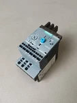 Siemens 3RB3016-1SE0. Fixed Price $19.70.